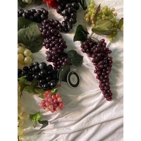 Artificial Grapevine Clusters With Leaves - Mixed Colors & Sizes - Home Decor Cr - Picture 5 of 16